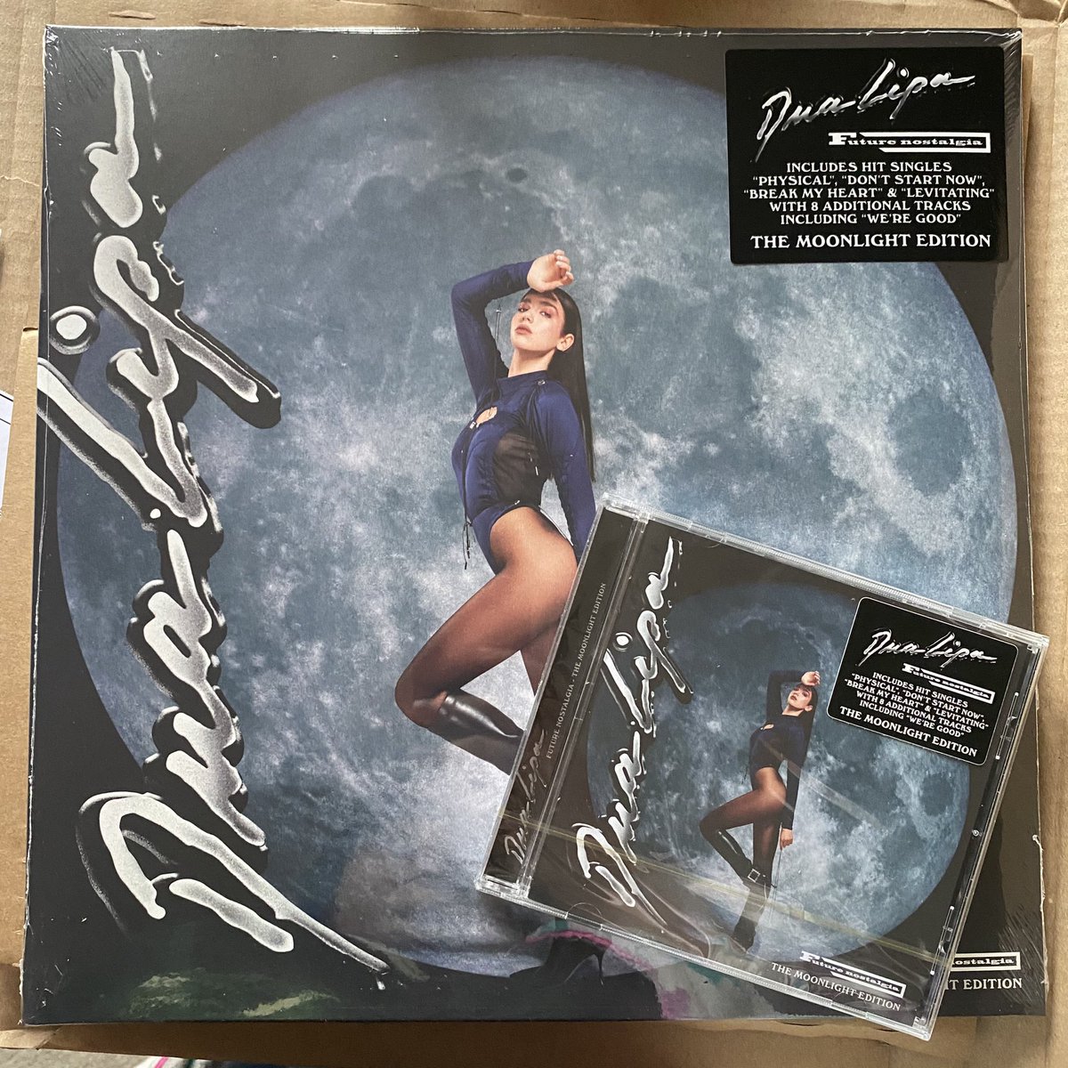maria_slarmada's tweet photo. She’s here and she’s beautiful 😍🙌🏼 @DUALIPA #moonlightedition https://t.co/uSbzXFtFlk