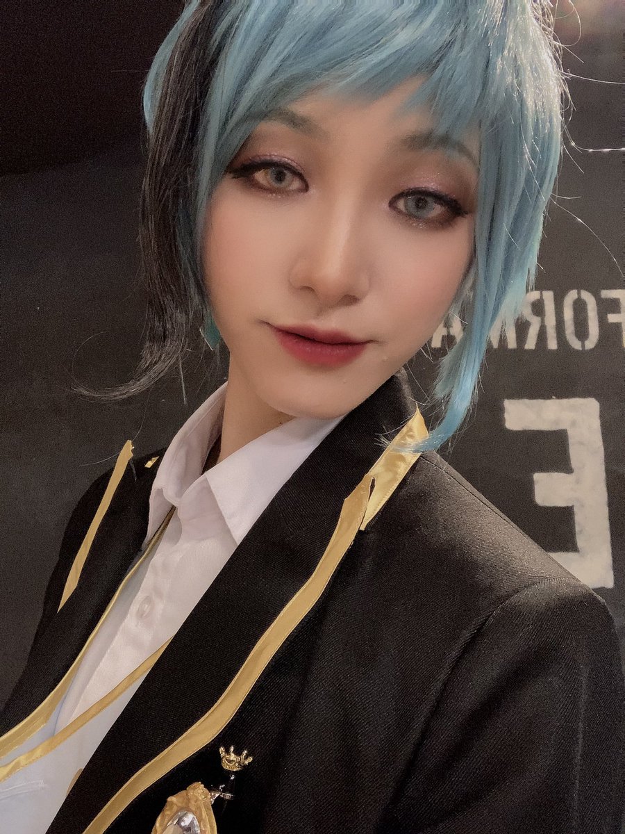 13treize1's tweet photo. こんなんプロムやんけとココイチ頑張った隠キャと安定の巻き付く方の海鮮です。#CoSAME #ちょパ服 https://t.co/zihZdzVbcs