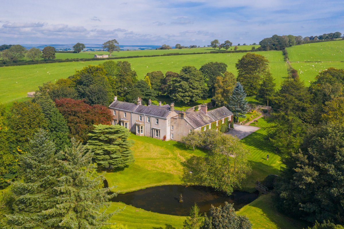 Spend your day exploring the great outdoors before a relaxing night away in our stunning hotel, serving a locally sourced menu, fantastic wines, and gorgeous open fires. 🍴🍷Perfect! 
#FarlamHall #Staycation #Cumbria #Getaway #CountryEscape #finewines #cumbriawalks #dogfriendly