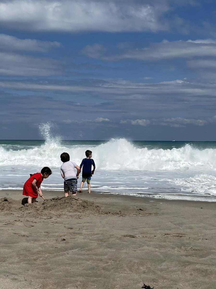 Sometimes I take a break from building so we can create family memories.  

#carprnterlife #fishing #florida  #beachlife #peacockbass #bassfishing #sunshine #makingmemories #remodeling