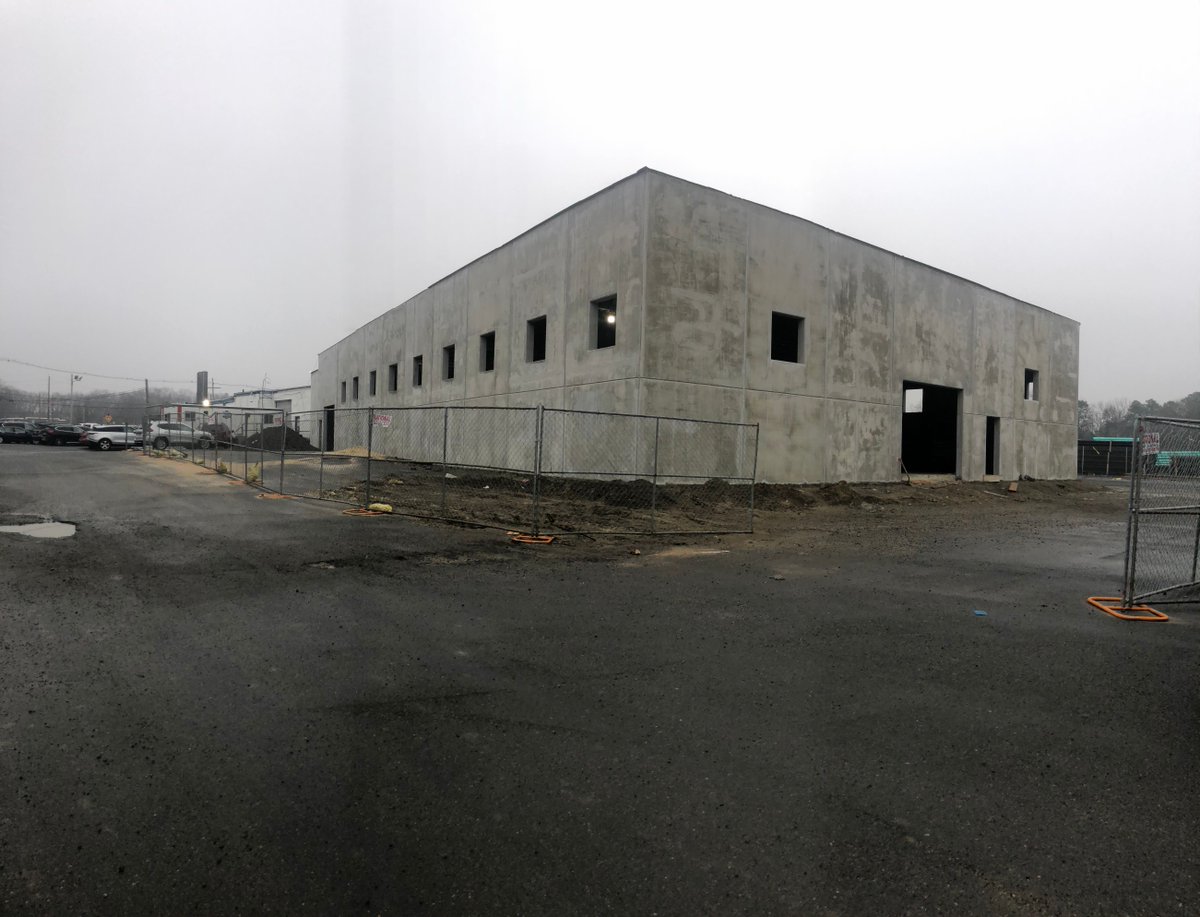 REDCOMLLC's tweet photo. It's definitely a #FeelGoodFriday at our Automotive Avenues project in Wall Township, NJ! We've recently made a lot of progress, including working on the plumbing, pouring the concrete floor, and painting the ceiling.
#GivingYourDreamsStructure #NJConstruction #NJDesignBuild https://t.co/huEee4X1oE