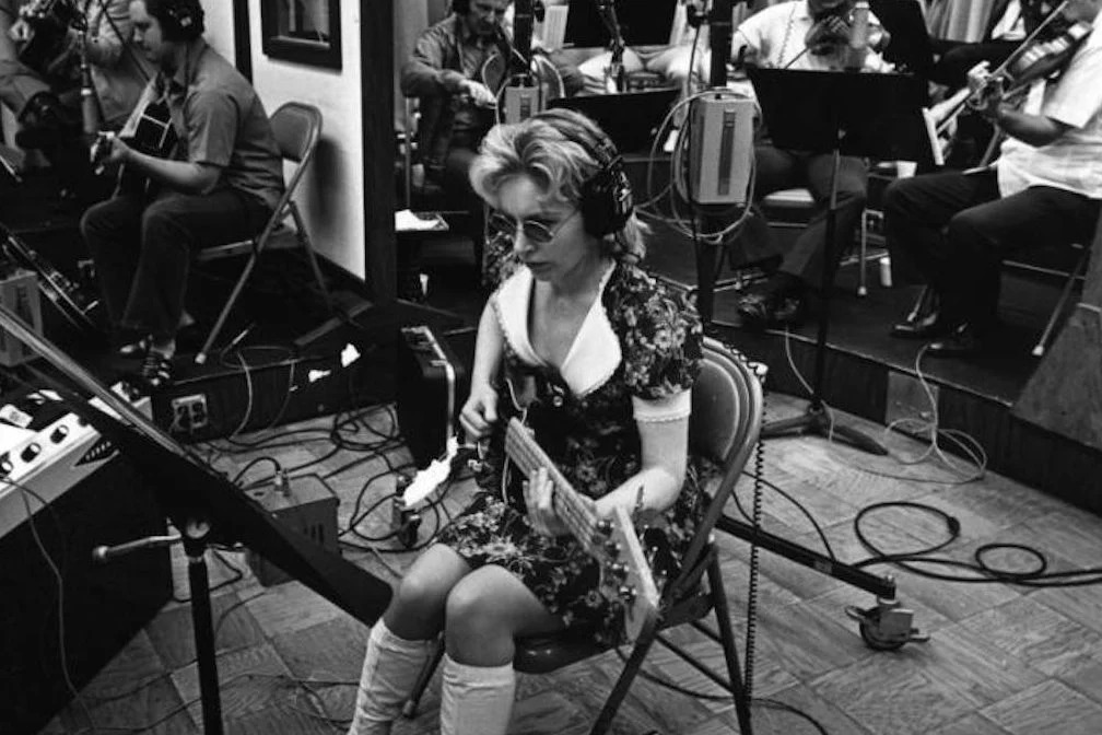 Happy Birthday to Carol Kaye who turns 85 years young today 