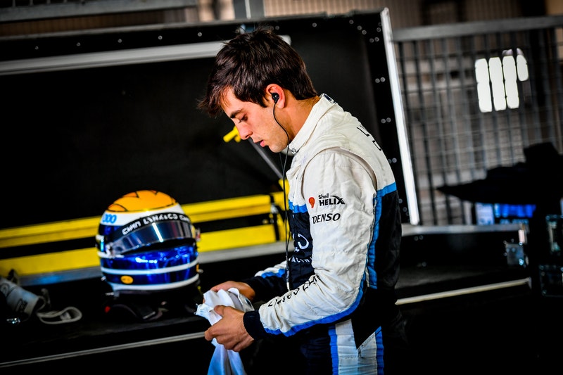 mrosasosa's tweet photo. MUNDIALS DE TURISMOS. "Quiero ser como ellos porque quiero ganar el título Mundial" (Santiago Urrutia). Texto completo de la nota publicada hoy en el sitio oficial FIA-WTCR https://t.co/xLakYarTPe
@Santi_Urrutia @Cyan_Racing @FIA_WTCR @GEELYuy @GeelyGroup @UyDeporte @bseuruguay https://t.co/Re9VDEaDwB