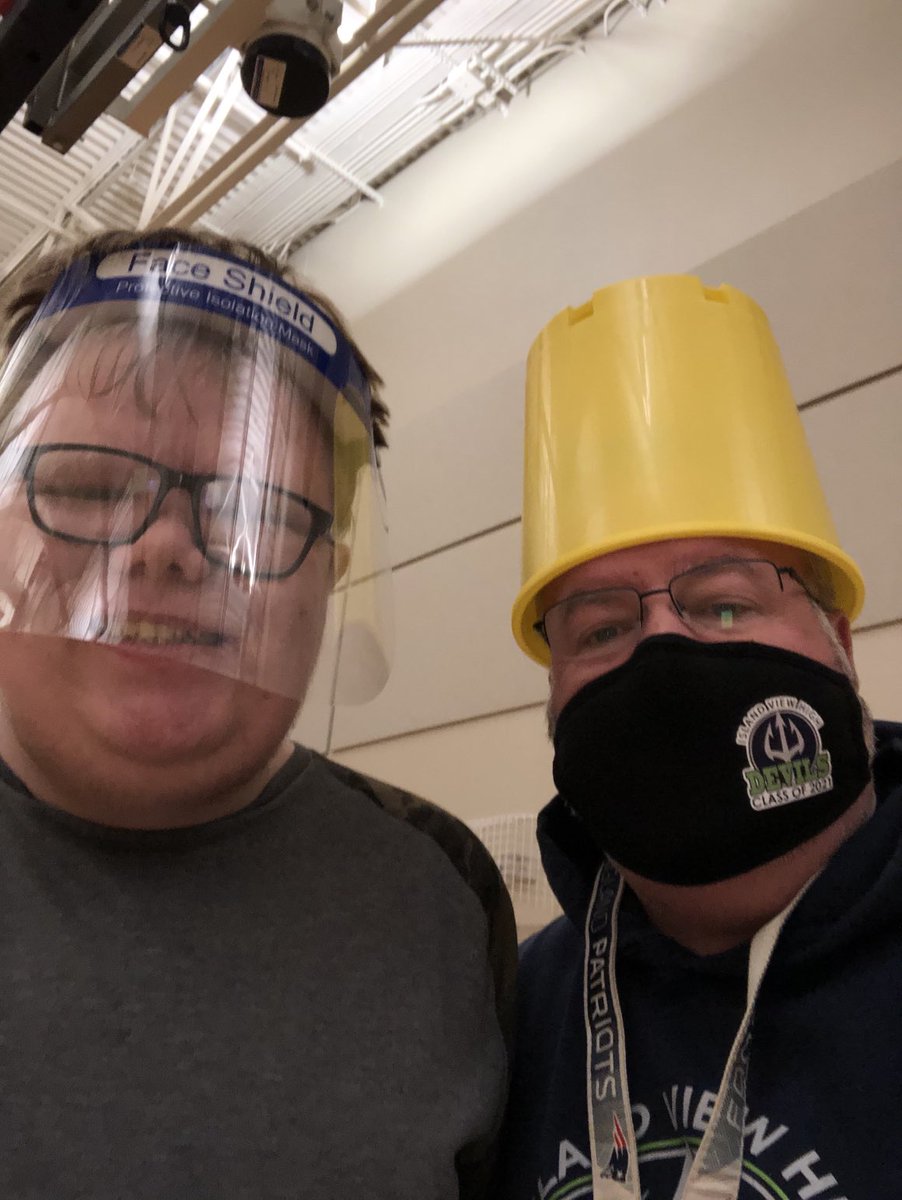 Team building activities with Mr. Fraser’s Physical Education class. #toomuch fun ⁦<a href="/HRCE_NS/">Halifax Regional Centre for Education</a>⁩