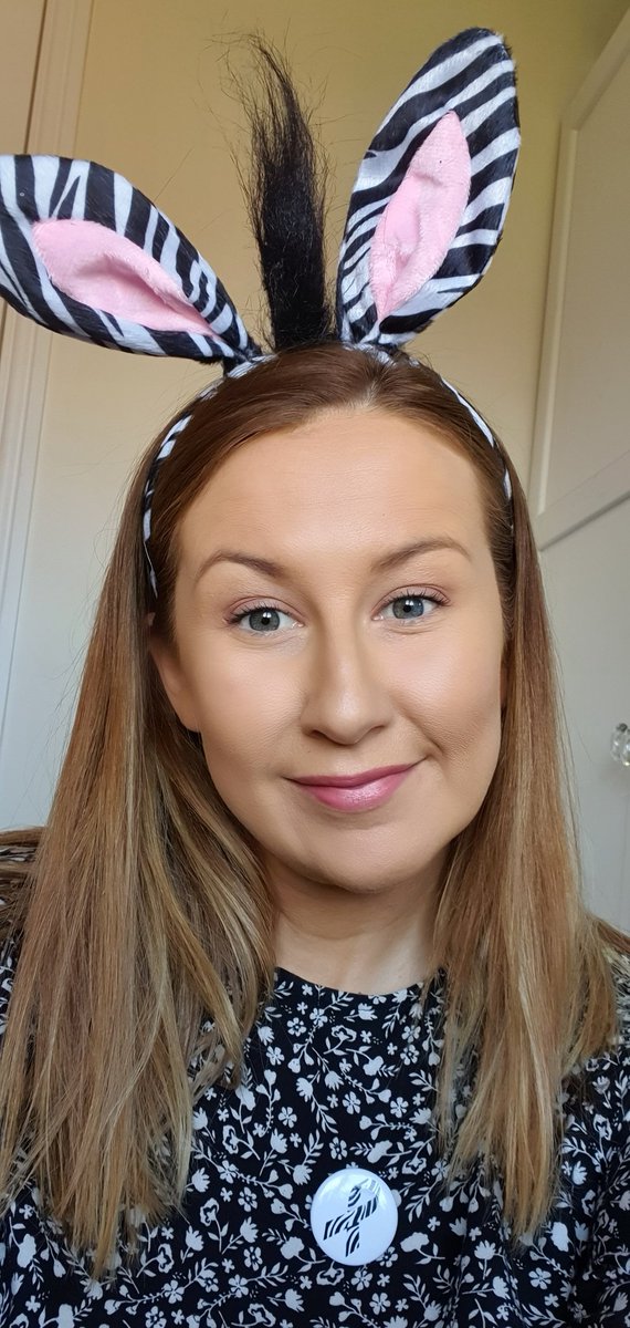 Kate Louise Jones tweet media