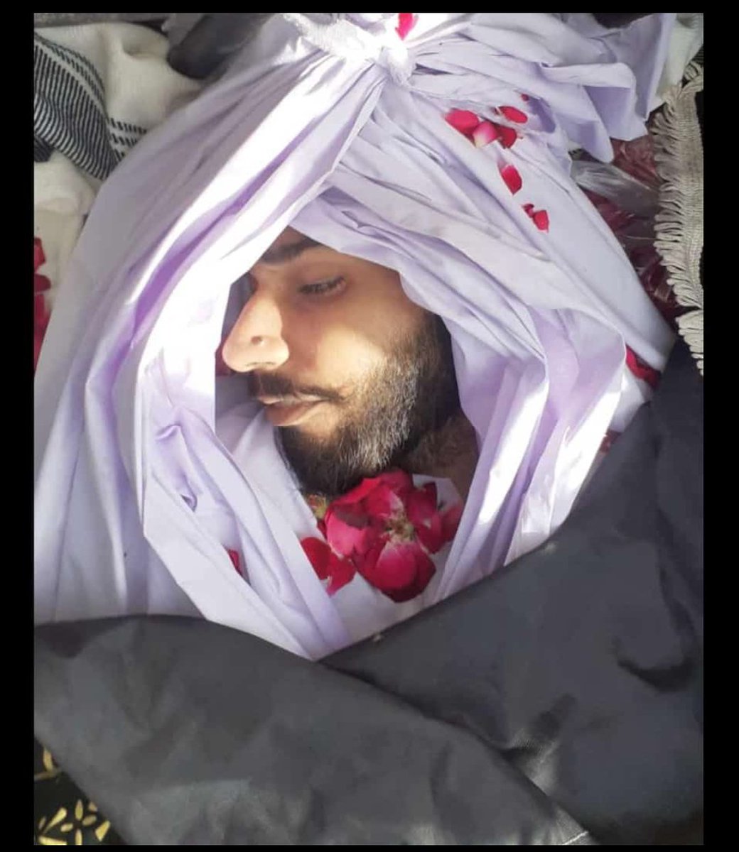 EhsanSandhu6's tweet photo. #NaltarIncident
#justiceforjawad
We want justice for a child jawad zafar 21 years of age student of game design at IAC who brutally killed by 12 goons. https://t.co/2fvDT3gzw4