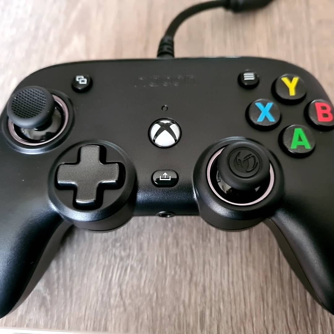 Patjeuh_070's tweet image. Last week purchased the @Xbox @Nacon Compact Pro Controller and must say I&apos;m pretty happy with it plays very well, first I needed to get used to it feels way different in the hand
Unboxing video down here 👇 #Xbox #naconprocompact 

youtu.be/Wqy1-pkecTk