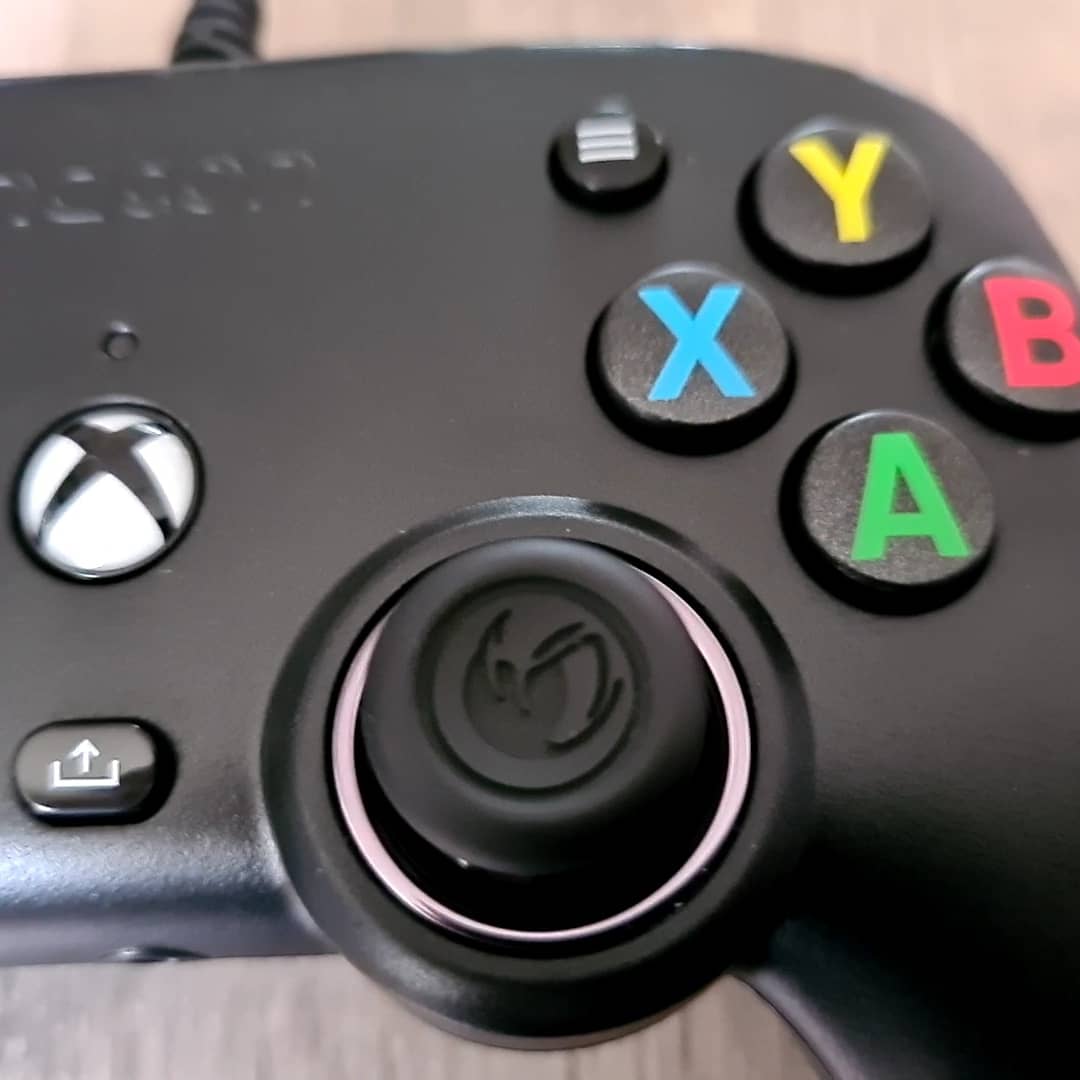 Patjeuh_070's tweet image. Last week purchased the @Xbox @Nacon Compact Pro Controller and must say I&apos;m pretty happy with it plays very well, first I needed to get used to it feels way different in the hand
Unboxing video down here 👇 #Xbox #naconprocompact 

youtu.be/Wqy1-pkecTk