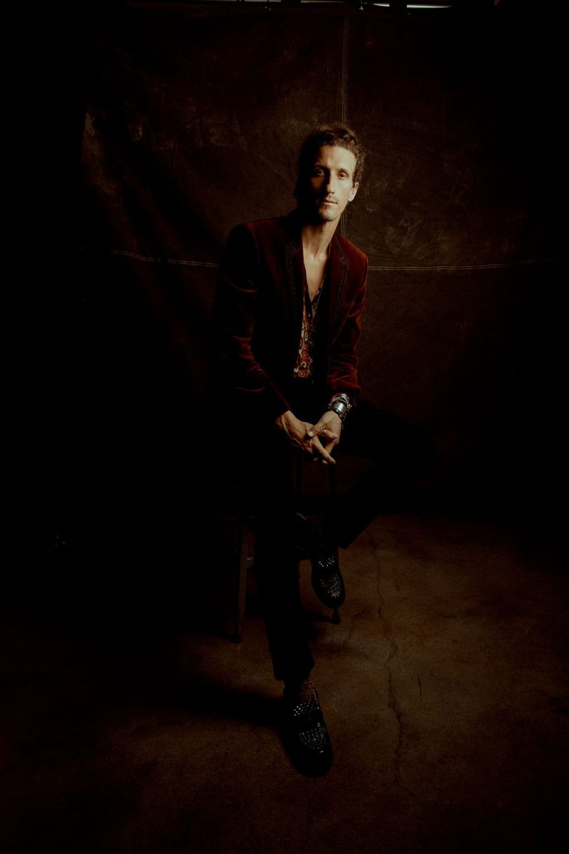 TrunkNationSXM's tweet photo. right now on #Feedback - @LoriMajewski & @TheNotoriousNIK are talking with @dshawmusicbox of @therevivalists about his upcoming solo album . . . Check out his single #GotMeFeelingGood https://t.co/RKJGthZZTr