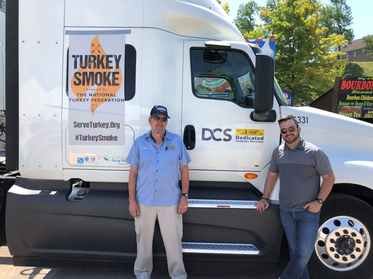 natlturkeyfed's tweet photo. In NTF's latest #TableTalk, we hear from @jbhunt360's John Putnam, General Manager of Ag Services, to share the role of the transportation network in the turkey supply chain and the extra level of commitment required to support the ag industry. More here: https://t.co/vxWyW0zpAP https://t.co/7AVlfkuEMi