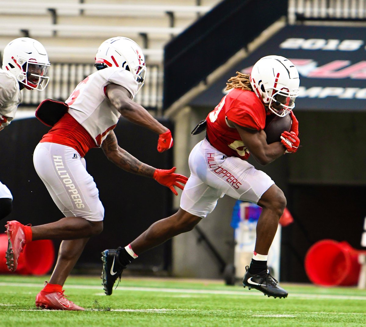 WKURecruiting's tweet photo. 🏈 𝗦𝗘𝗖𝗨��𝗜𝗧𝗬

🔒 #WIT https://t.co/KDgluo1Qgi