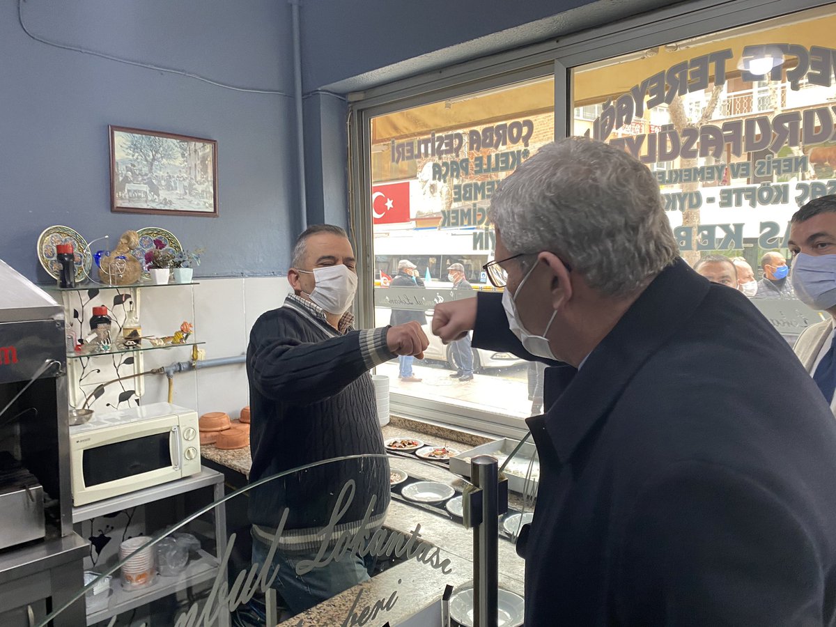 Yunusemre esnaf ziyaretindeyiz. <a href="/MDervisogluTR/">Müsavat Dervişoğlu</a> #iyiparti