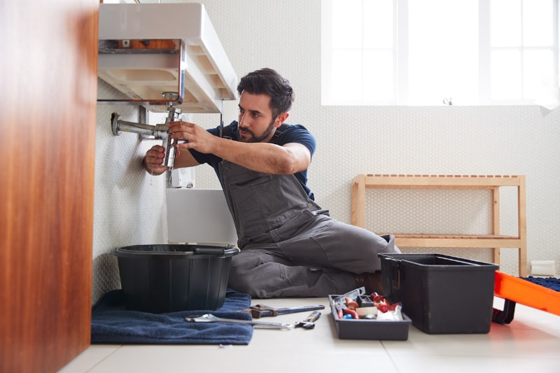 LanzInc's tweet photo. There are many benefits of regular drain cleanings for your home. Read our blog to learn about them! https://t.co/PHj8pBcqkP https://t.co/7xVbyZ0yu4