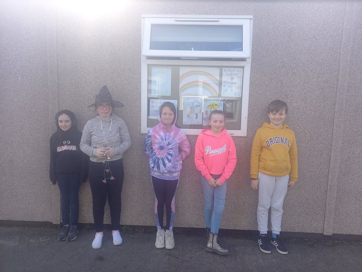 MsGray_Molaga's tweet photo. A belated World Book Day celebration at school today #WorldBookDay https://t.co/JupyKBhNmK