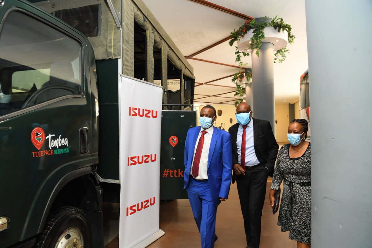 ToskKenya's tweet photo. Our Guest of Honor Ethiopian Ambassador to Kenya Siraj Rashid Jundi's arrival at @MovenpickNRB
#Tosk #Toskenya #TusongeMbelePamoja #IsuzuKenya #RsaKenya #ZuruNaKWS #KWSkenya #SettingThePace #magicalkenya #tembeakenya #versatilephotographers #ttk 
@IsuzuKenya @kwskenya https://t.co/085hD9ZoZL