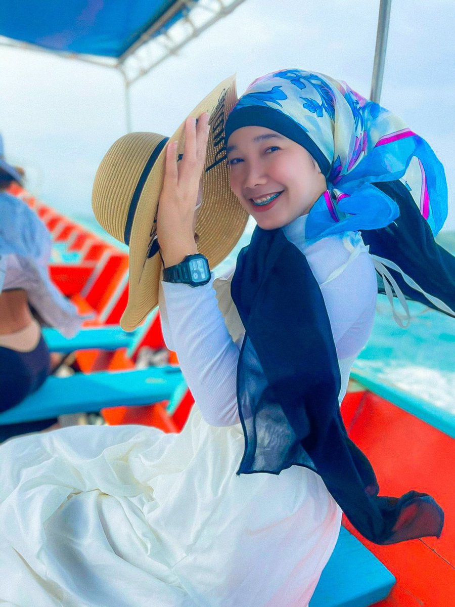isteefar33's tweet photo. รุงรัง... https://t.co/XGLtw6A153