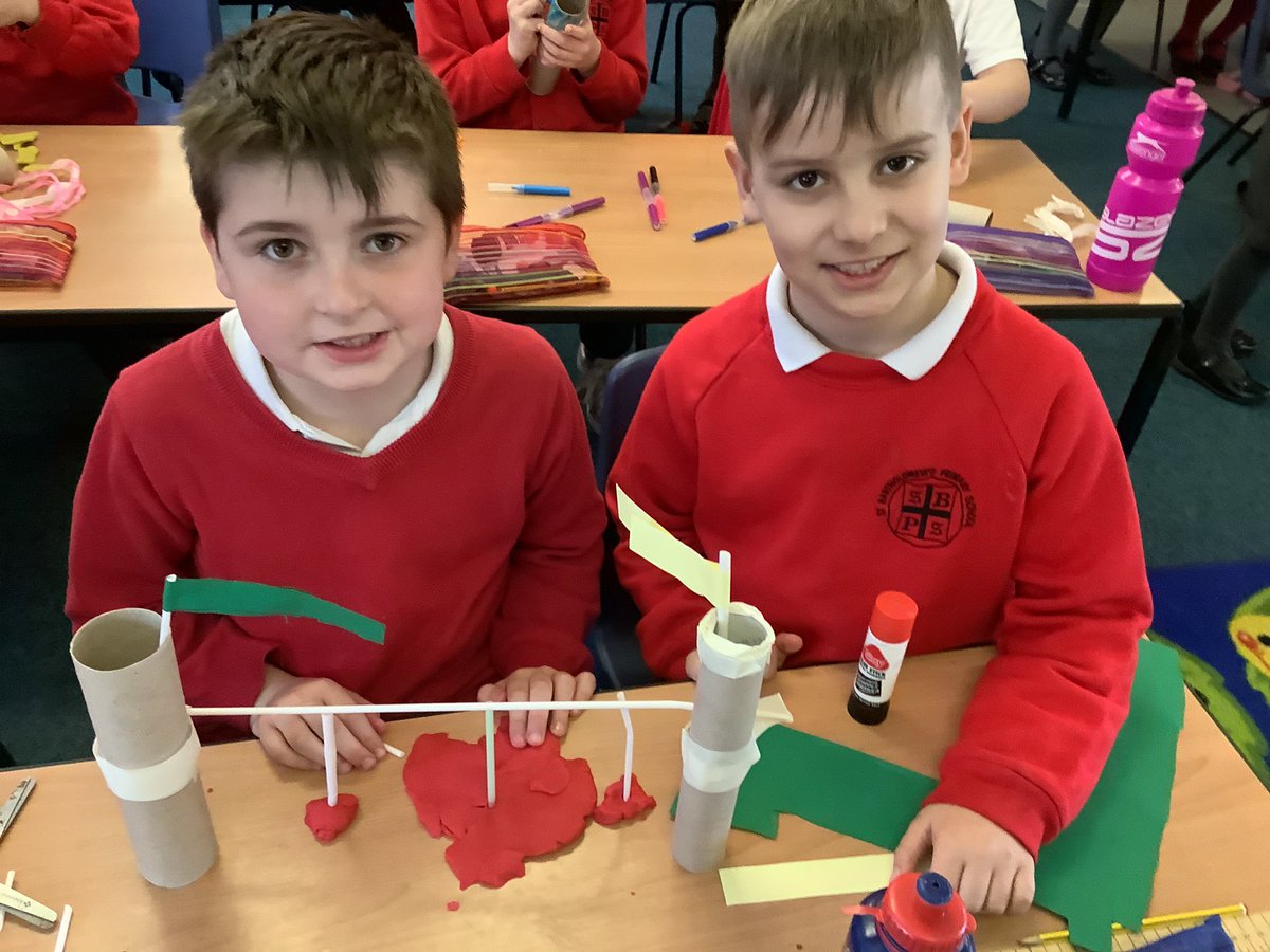 OakClassStBarts's tweet photo. We are investigating which materials work best to create a drawbridge for Rapunzel to escape from her tower over the moat to safety.
@ClassPalm https://t.co/1tN1QgXMHD