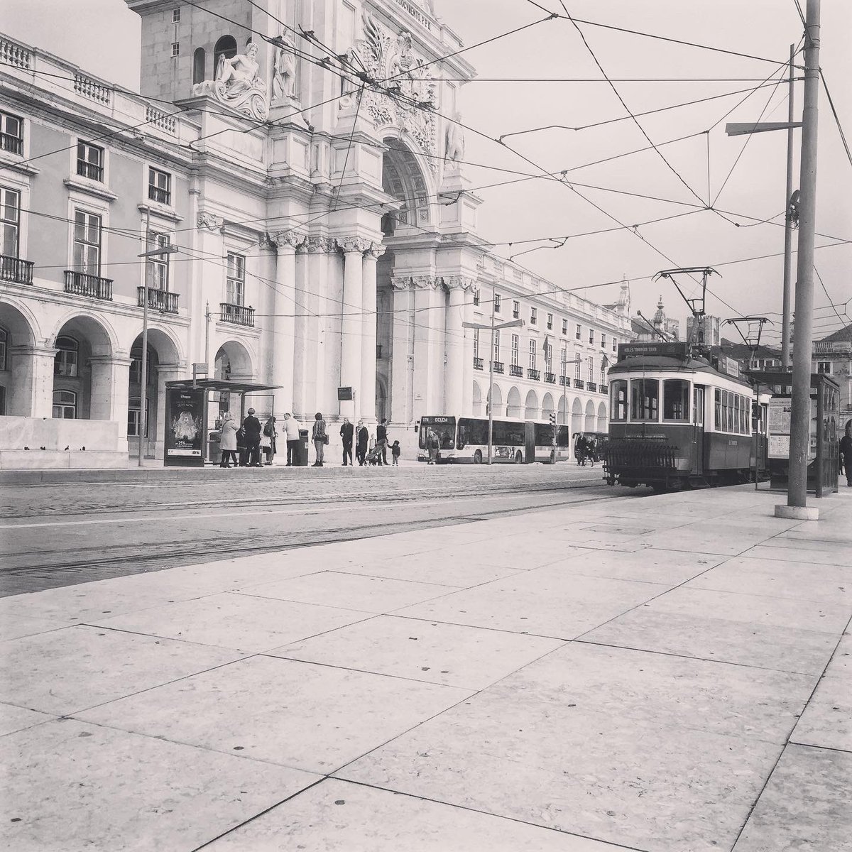 virtual_nomads's tweet photo. #pracadecomercio #lisbon #Lisboa #Portugal #wanderlust https://t.co/wVcLaUCcz3