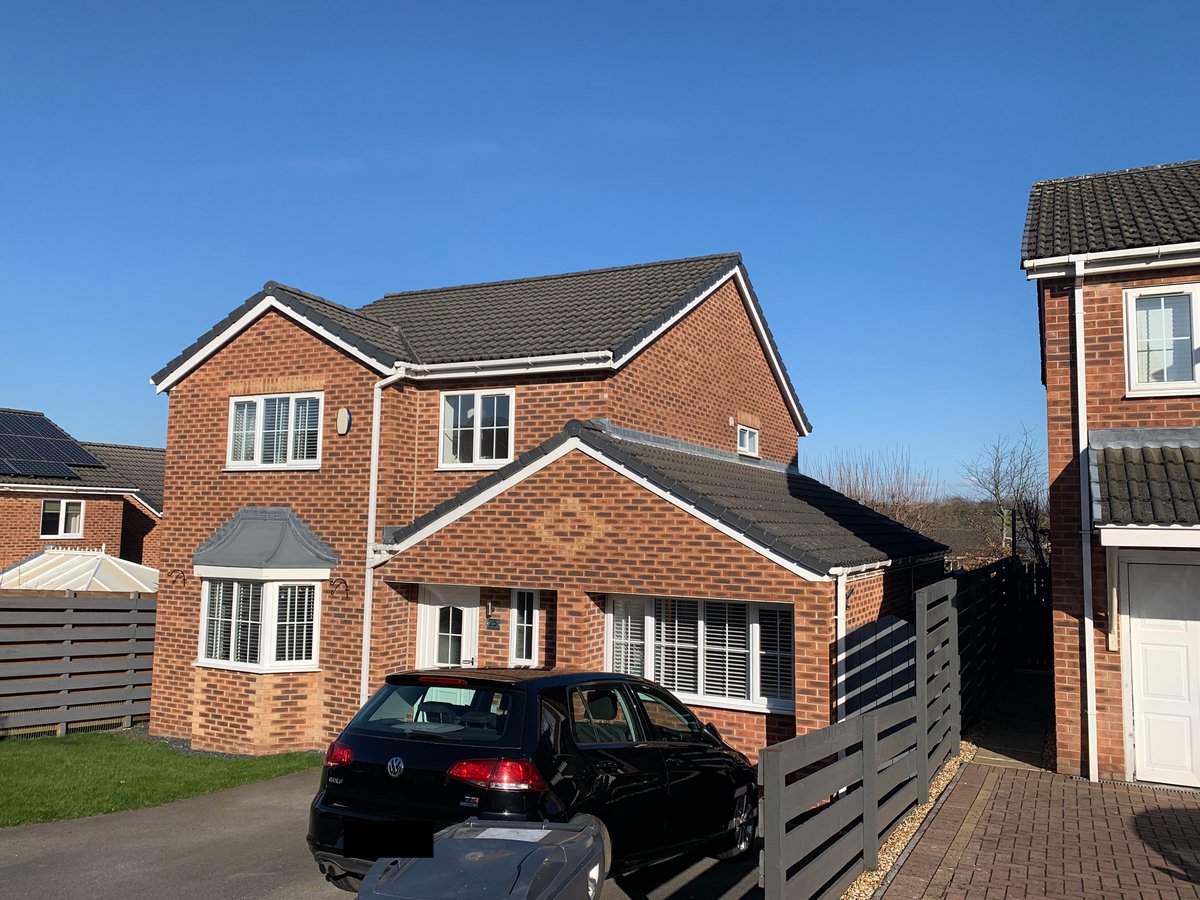 CompliantEpc's tweet image. Domestic EPC🟢
The team continue working hard💪
Property in New Tupton earlier this week📍
An early 2000s cavity construction🧱
Covering an area of 117m📏
Secured it an EPC rating of C💚
———————————————————
#sap #epc #energy #cleanenergy #energyefficiency #clean #hardwork #friday