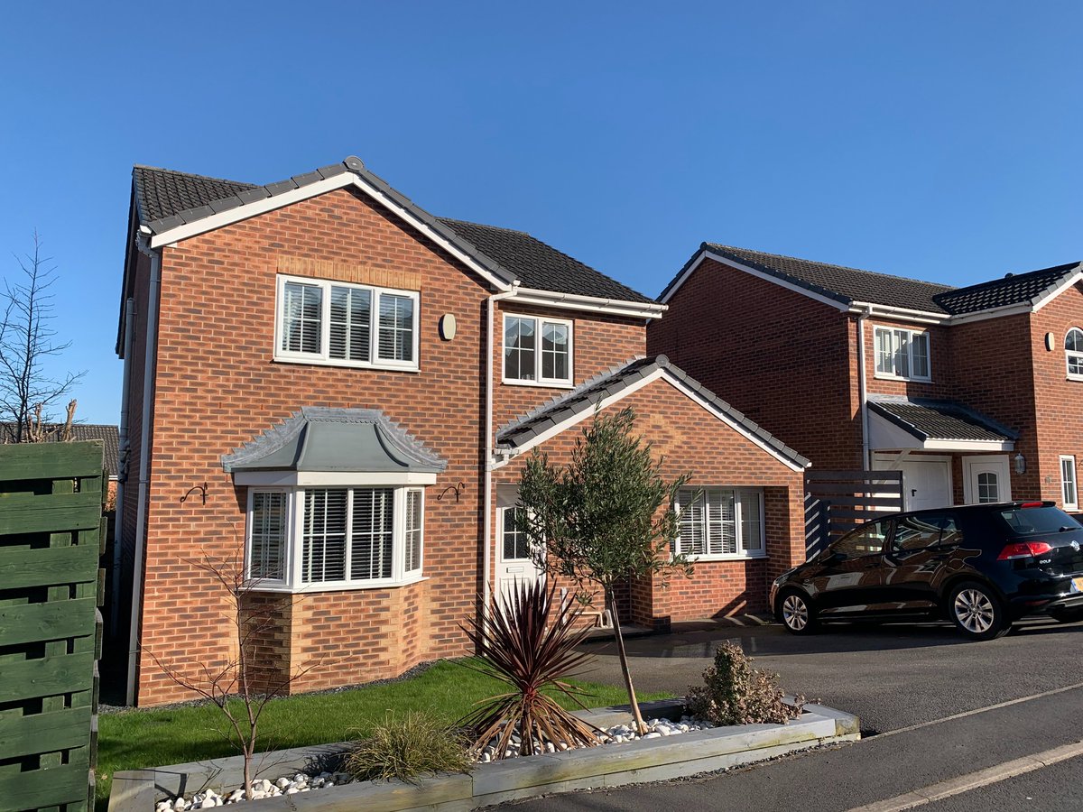 CompliantEpc's tweet image. Domestic EPC🟢
The team continue working hard💪
Property in New Tupton earlier this week📍
An early 2000s cavity construction🧱
Covering an area of 117m📏
Secured it an EPC rating of C💚
———————————————————
#sap #epc #energy #cleanenergy #energyefficiency #clean #hardwork #friday