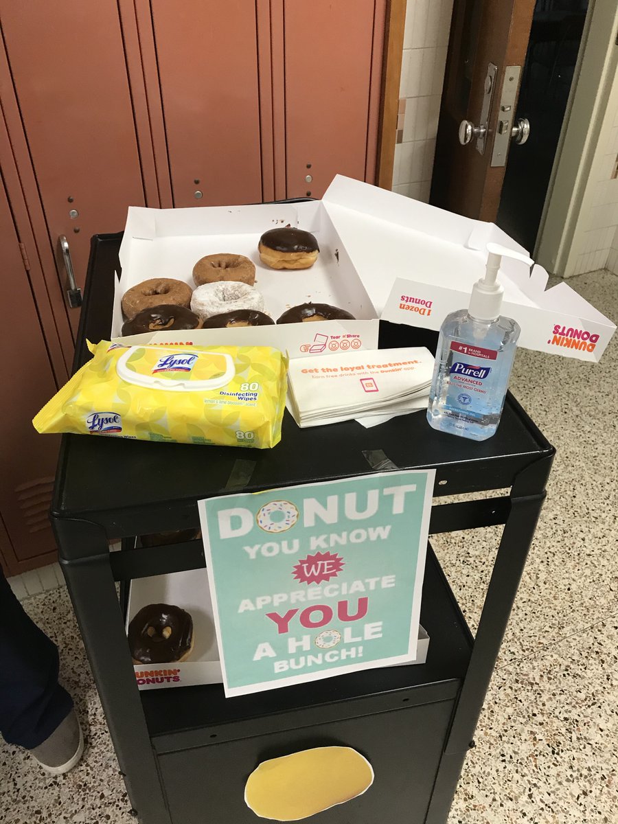 McCormickES's tweet photo. Doughnuts and Disinfectant Day! Our Staff Development and Primary Resource Teachers dressed as Lysol and Clorox to surprise our staff with some tasty treats! #teacherappreciation #doughnuts #disinfectant https://t.co/KPPtpW8ThE