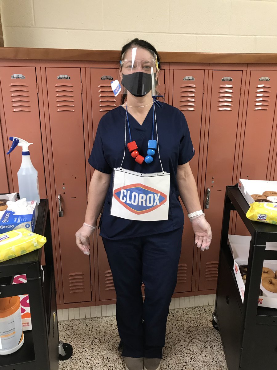McCormickES's tweet photo. Doughnuts and Disinfectant Day! Our Staff Development and Primary Resource Teachers dressed as Lysol and Clorox to surprise our staff with some tasty treats! #teacherappreciation #doughnuts #disinfectant https://t.co/KPPtpW8ThE