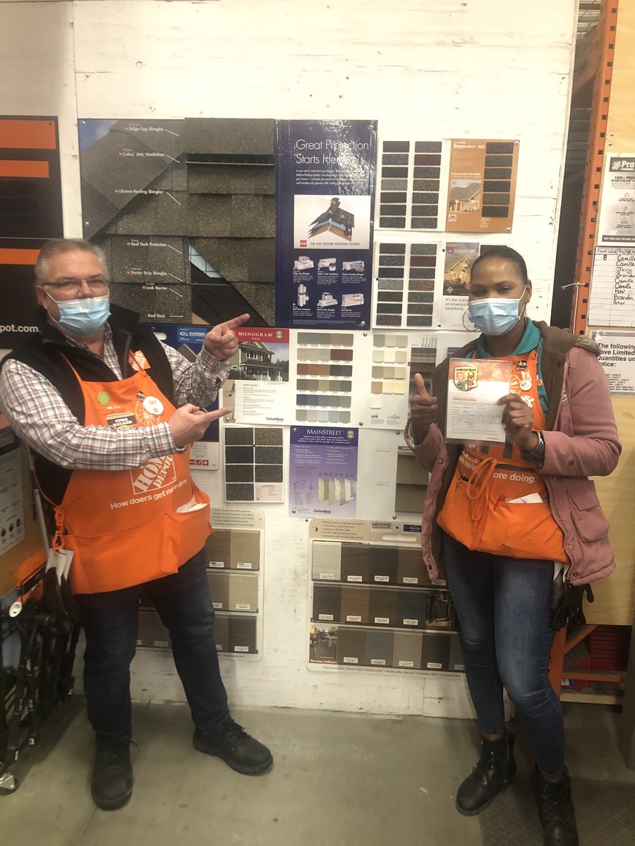 David42922's tweet photo. 2611 Brockton, recognizing Camille for being one of the top performing PAs in D189 for 2020!!! Happy success sharing Friday!!! ⁦@rosadyer01⁩ ⁦@JasonArigoni⁩ ⁦@Lucy_a_Sheerin⁩ https://t.co/nvnqLexmVe