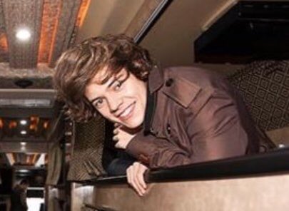 larry love bot (@ilarrysite) on Twitter photo 