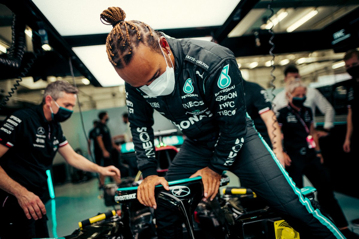 MercedesAMGF1 tweet picture