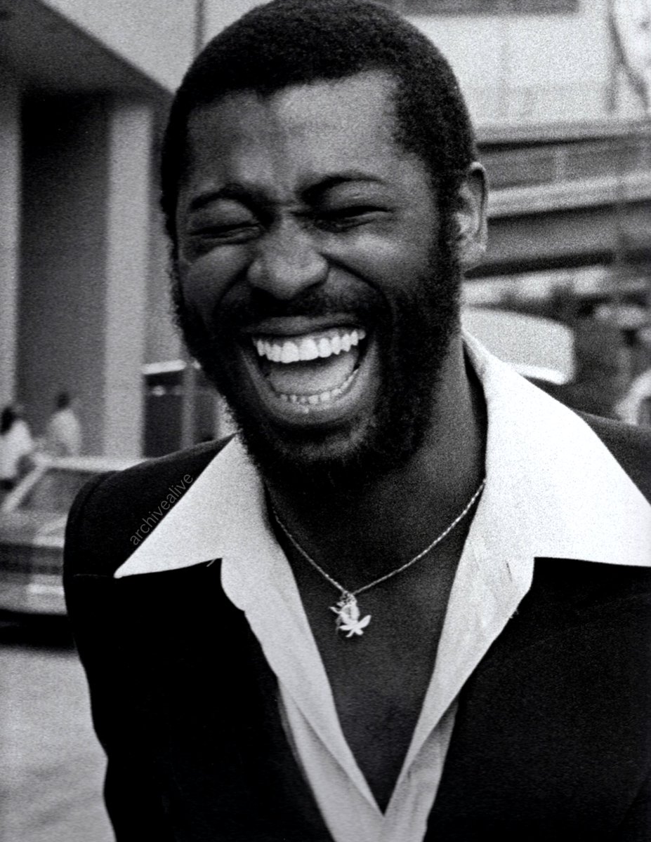 archivealive tweet media