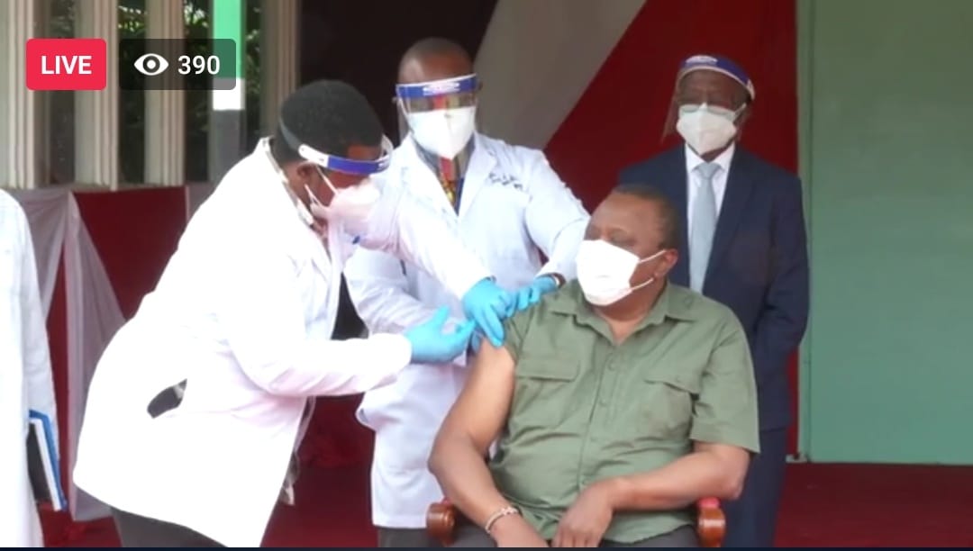 MutemiWaKiama's tweet photo. Yaani this government has totally edited the #DeePee out of public functions and it's been normalized! #UshenziKE!

#TimeToLockDown https://t.co/PaS0vrIjoi