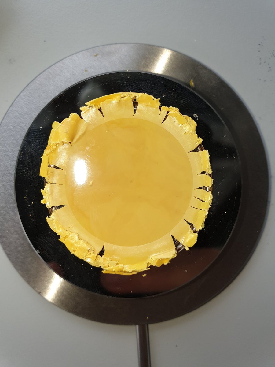 Hope this sun-shaped #polymer brightens everyone's day today. :)
#AlmostWeekend #RealTimeChem #ChemTwitter