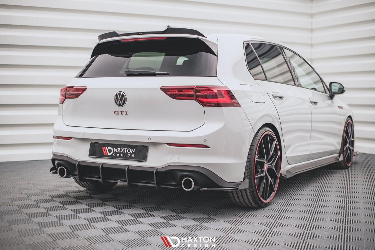 MaxtonOfficial's tweet photo. Unique Maxton Design splitter set for VW Golf Mk8 GTI from Street Pro collection 😏 https://t.co/nK66ax3bKm