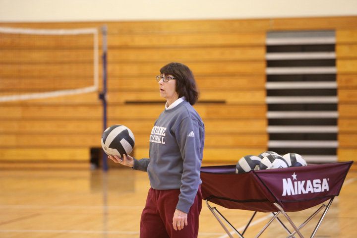 BayonneBuzzPod's tweet photo. New Episode on Monday! The Buzz welcomes one of the winningest coaches in New Jersey! @BayonneHigh very own Coach Pat Longo

#BBP #Bayonne #BeesVolleyball #BeeGreat https://t.co/HWtBuE6AIJ