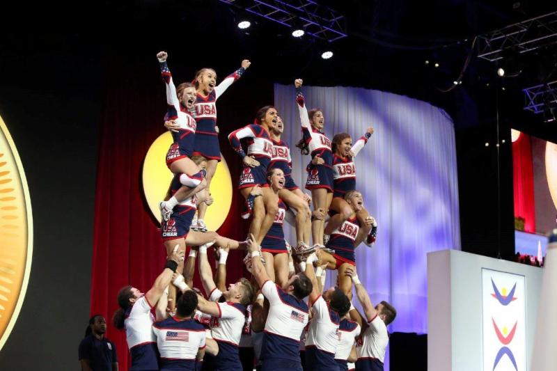 usacheer's tweet photo. Be sure every element of a pyramid is ready on its own and practice each side separately before putting the entire pyramid together. #usacheer #cheersafe https://t.co/eHyuAUnZ1p
