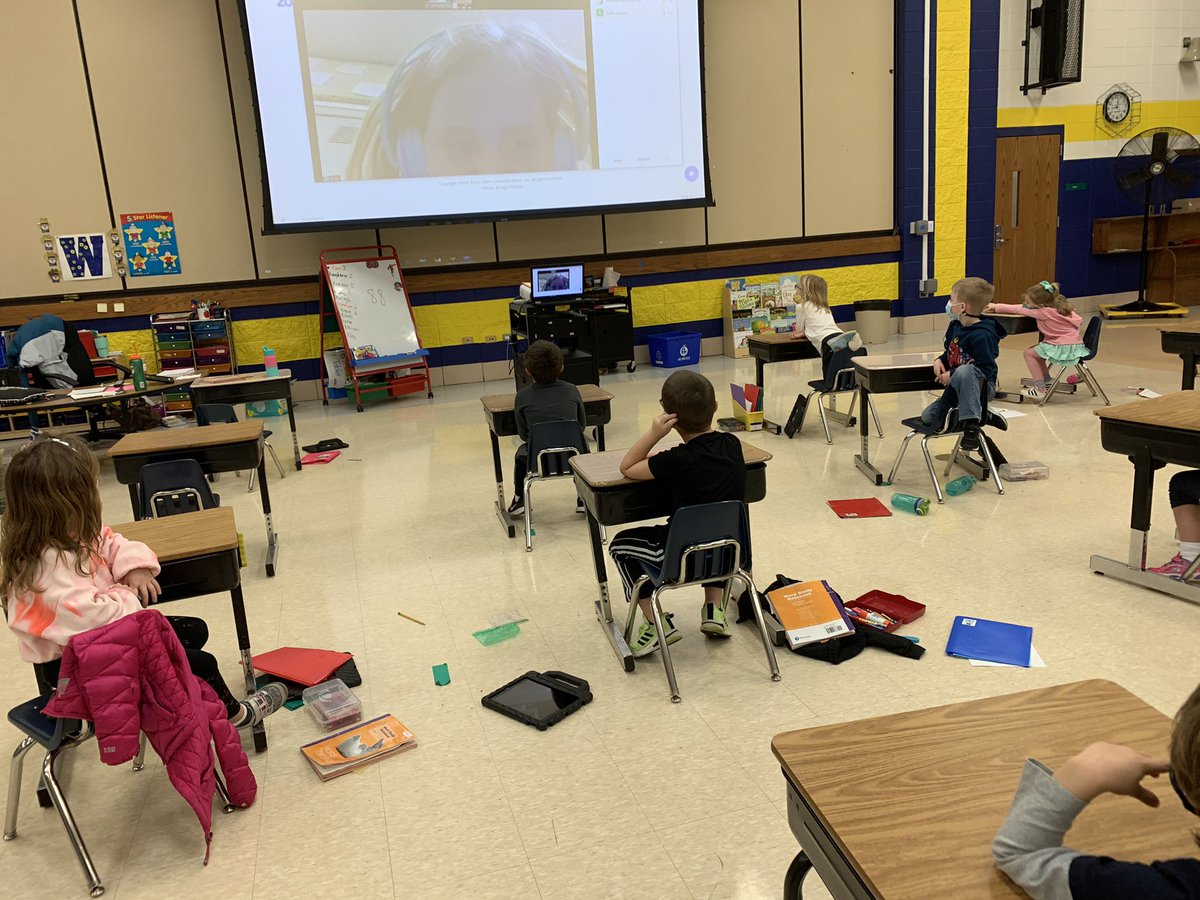 shallD47's tweet photo. We have had so many special readers this week! A big brother from 4th and a previous friend in 2nd on zoom! She even knew how to share the screen with us! My kids are so lucky to hear so many great readers from West :) https://t.co/uJ5VF0ChIg