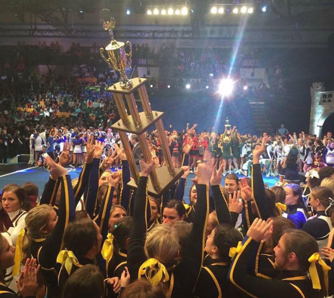 msu_tyler's tweet photo. Good luck on this Full Out Friday to all the Eagles and Eaglettes of @MSUEaglesCheer !!!!! It’s going to hurt but push through and make each one better than the last. #theworkisworthit https://t.co/HW3i3MsLmh
