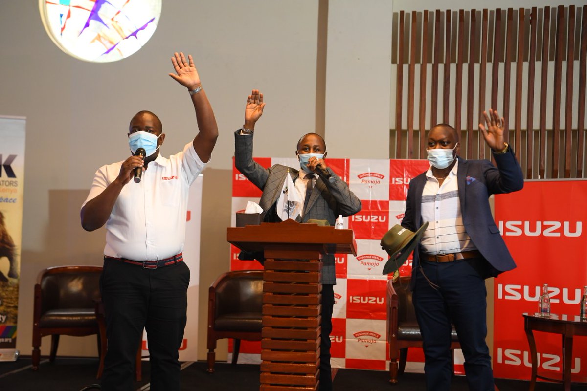 ToskKenya's tweet photo. Ice breaker at the TOSK Networking and Cocktail at @MovenpickNRB

#Tosk #Toskenya #TusongeMbelePamoja #IsuzuKenya #RsaKenya #ZuruNaKWS #KWSkenya #SettingThePace #magicalkenya #tembeakenya #versatilephotographers #ttk 

@IsuzuKenya @kwskenya @magicalkenya @goplacesdigital https://t.co/jwQ7oaGziw