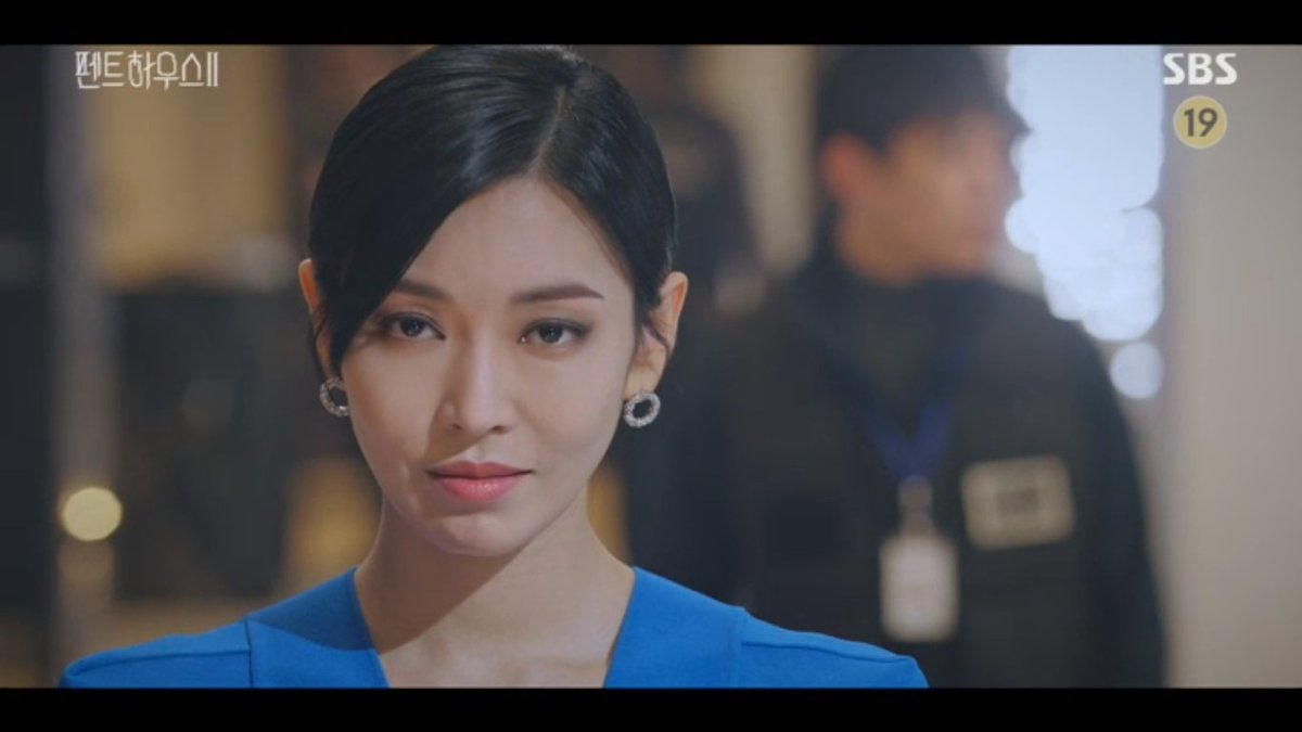 kdramafaves_'s tweet photo. IT'S FINALLY HAPPENING!! THE HOLY TRINITY TEAMED UP SO THAT JOO DANTAE WILL PUT IN JAIL!! I LOVE IT HERE #Penthouse2Ep11 #Penthouse2Ep11 https://t.co/pu406Zev95