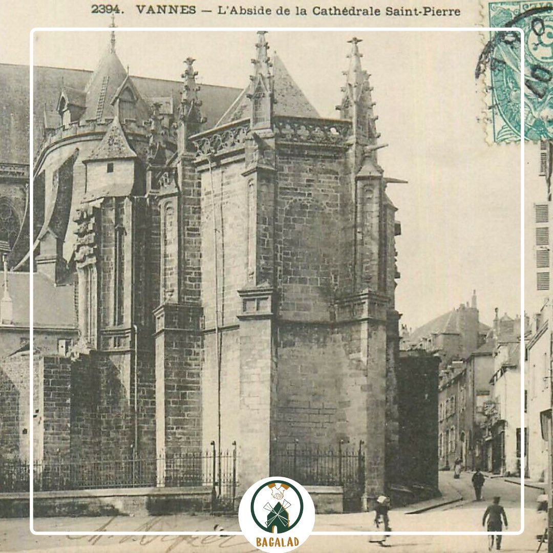 🟤 Nouveau portrait du #patrimoine, direction la #Bretagne ✨

🏛 On explore la cathédrale de Vannes, racontée par une jeune passionnée qui y fut guide 👩‍🏫

🕰 Élégante et intemporelle, son #architecture mêle des éléments romans, gothiques et modernes !

➡️ bagalad.org/2021/02/07/la-…