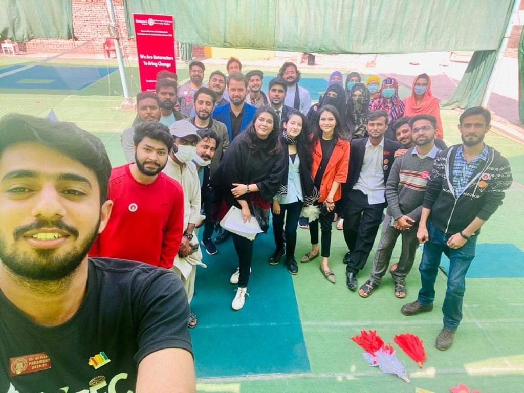 alifakhar97's tweet photo. Hard work can mask the talent and both can rule the world #ElevateYourPassion https://t.co/5SEv1dqnOC