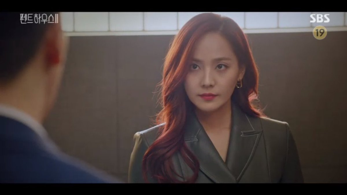 kdramafaves_'s tweet photo. IT'S FINALLY HAPPENING!! THE HOLY TRINITY TEAMED UP SO THAT JOO DANTAE WILL PUT IN JAIL!! I LOVE IT HERE #Penthouse2Ep11 #Penthouse2Ep11 https://t.co/pu406Zev95