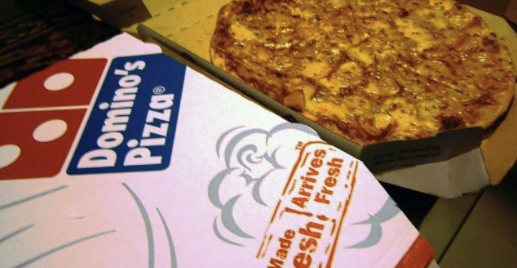 AnnotatedMST's tweet photo. Servo: 30 minutes or less, huh? I donโt think so.
#Dominos #pizzadelivery #pedaltothemetal
#punchitmargaret #ToyotaCamrycommercial #finditonYouTube
๐
MST3K #313 ~ Earth vs. the Spider https://t.co/haxr3gstKn