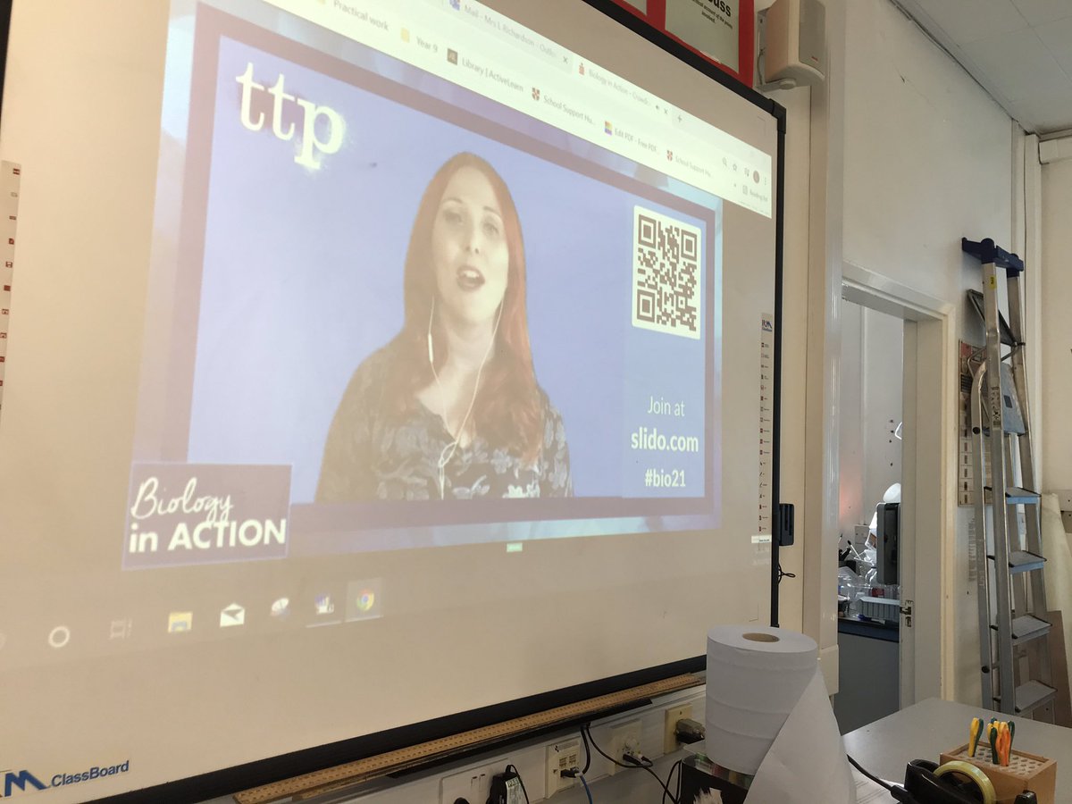 WGS_BIOLOGY's tweet image. Live showcase webinar from @edu_in_action #biologyalevel #biologycareers #astrobiology #conservationbiology #biomedicalsciences Our year 12 students got to take part and Daniel Cheng’s excellent question was addressed by the experts. @WGS_BIOLOGY @woodhouse_grove
