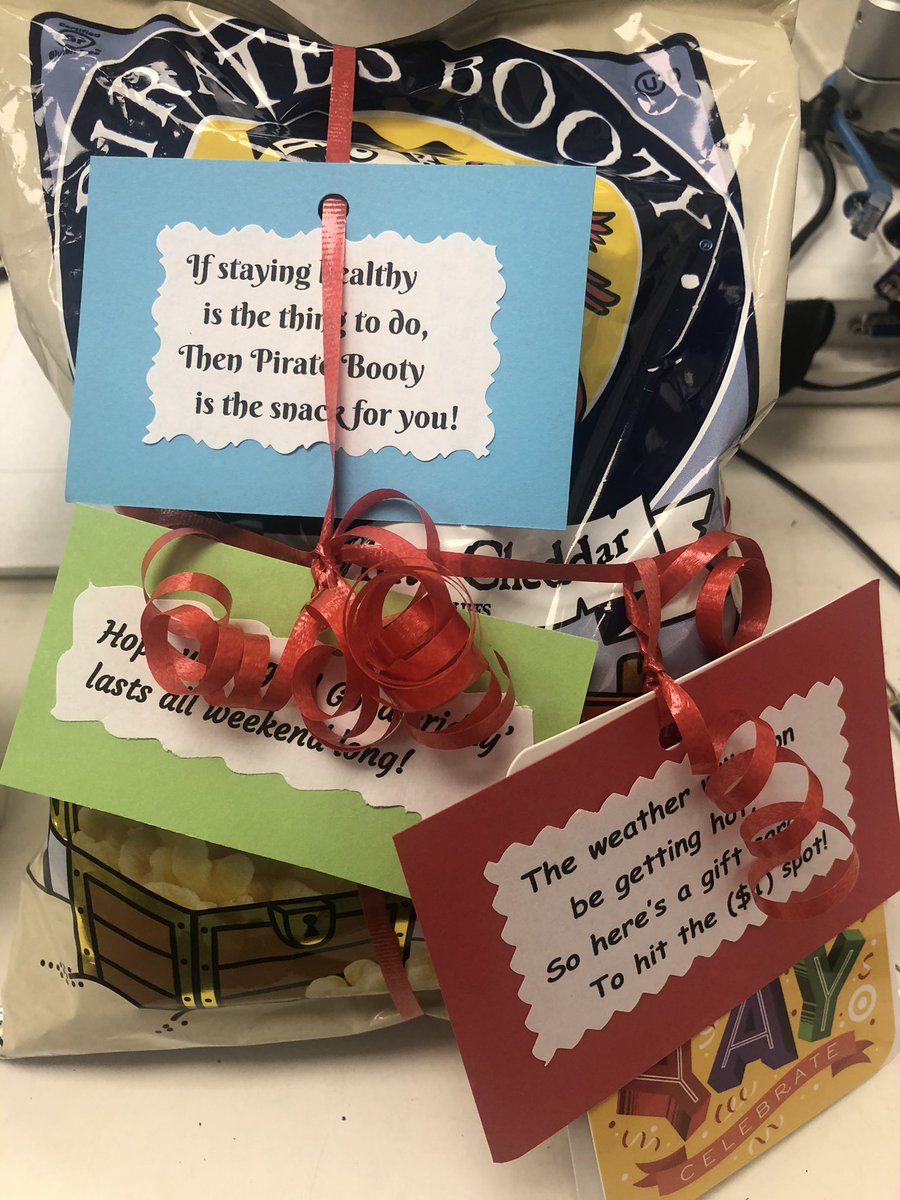 MrsKGafas's tweet photo. Thank you to my secret buddy for the treats and @LJakimiak for the coffee!!! ❤️#feelgoodfriday https://t.co/pvDeODh3SQ