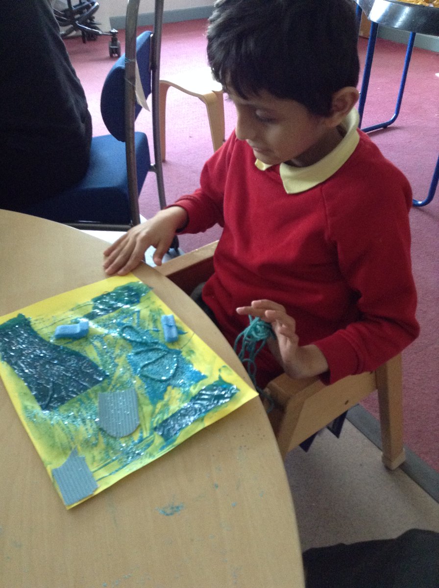 Fairfieldstweet's tweet photo. Early Years 2 have been busy with Blue for Autism Awareness Week #blueforautism #autismawareness https://t.co/KJM8XIZLQL