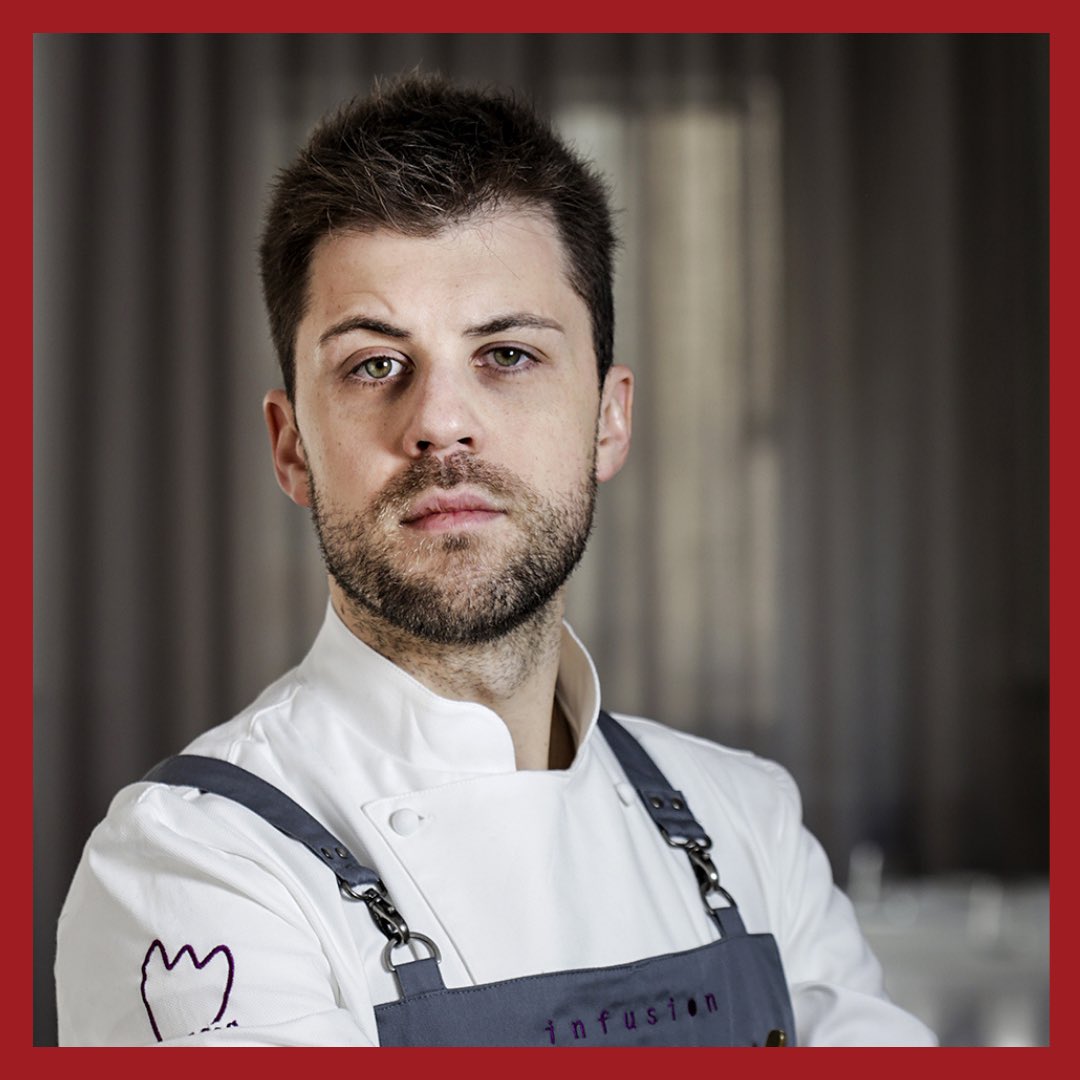 🧨 LORENZO COGO 🧨
•••
💥 El chef propietario de @elcoqristorante en Vicenza es uno de los protagonistas de #REDvolution &gt;&gt; #PR48
••• 
👉🏻 libreriagastronomica.com/redvolution-pr…
•••
📷 <a href="/lidovannucchi/">Lido Vannucchi</a>