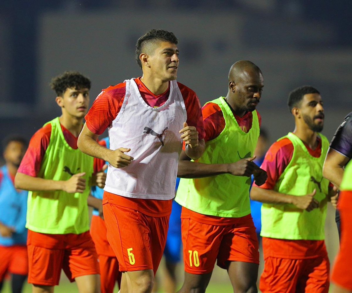 CompanyBfm's tweet photo. شريكنا اللاعب (محمد مارديني)
فئة شباب في تدريبات الفريق الاول في القادسية ❤️💛

بالتوفيق 
@mardini1m https://t.co/GhbqdVFOzf