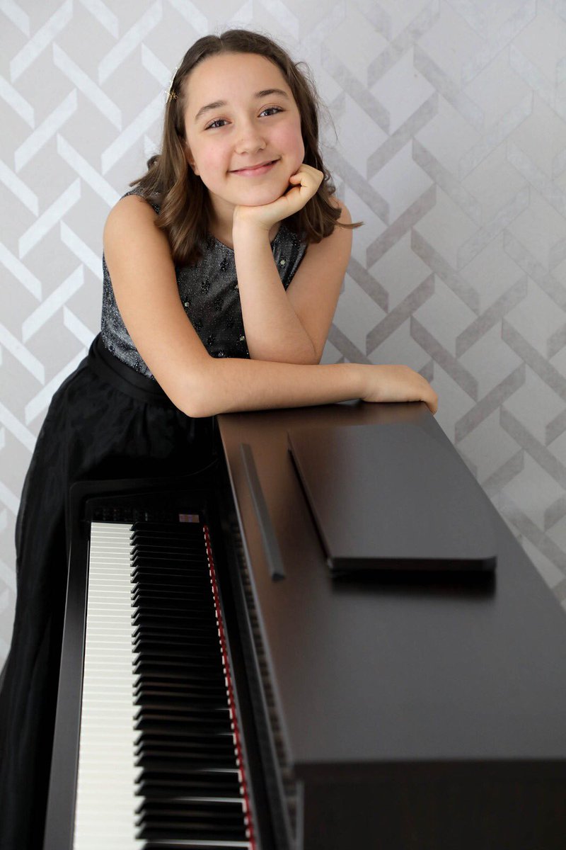 Sevgili öğrencimiz Nisan Öksüz’ün katılacağı Romanya'da düzenlenen International Festival "Online Sound Resonances" 2021 - 3rd Edition müzik yarışması performansını desteklemek için 
👉🏻 youtu.be/HSbNMoBDN_c
linkinden beğenilerinizi bekliyor, Nisan’a başarılar diliyoruz🌸