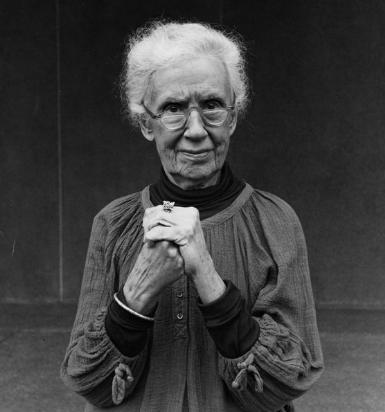 PresbyHistory's tweet photo. Today’s #HistoricalFigureFriday honors Presbyterian senior citizen's rights activist and founder of the Gray Panthers, Maggie Kuhn. Learn more about this inspirational woman by visiting our blog: https://t.co/6Ix9IJgr7s. #WomensHistoryMonth2021 https://t.co/MwZ2xDPwGT